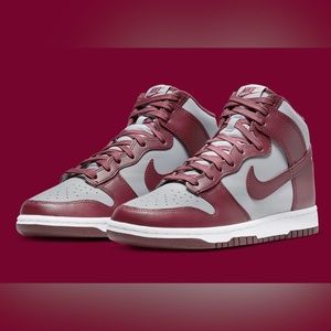 Nike Dunk High Beetroot